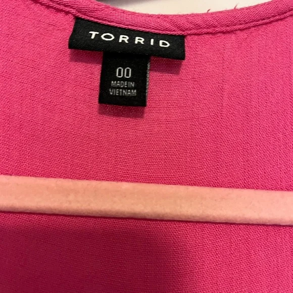 torrid mini babydoll dress
 pink pintuck details
 Skater Dress 10 plus M/L - Picture 4 of 7